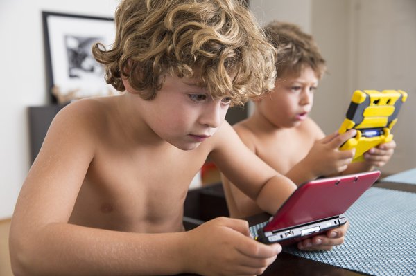 Which type of portable air conditioner best suits a temporary home office in a UK summer?